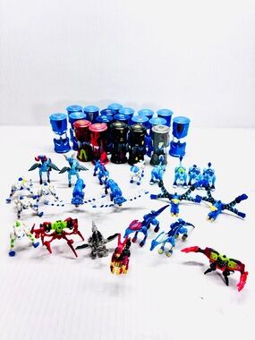 Toy Lot Jakks Pacific Monsuno 22 Figures & 19 Capsules